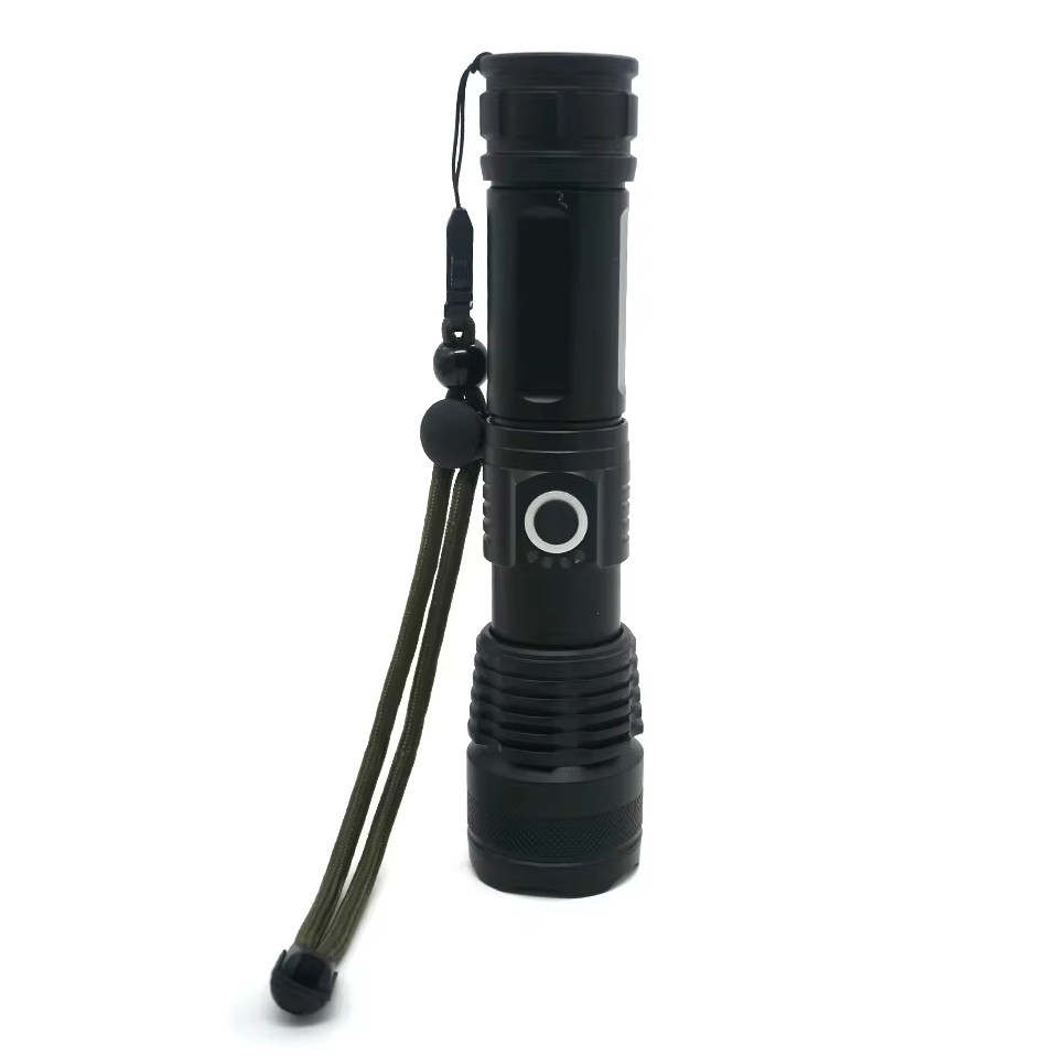 Everton RT-771 XHP50 LED 1000 Lümen Yağmur Suyu Geçirmez Şarjlı El Feneri