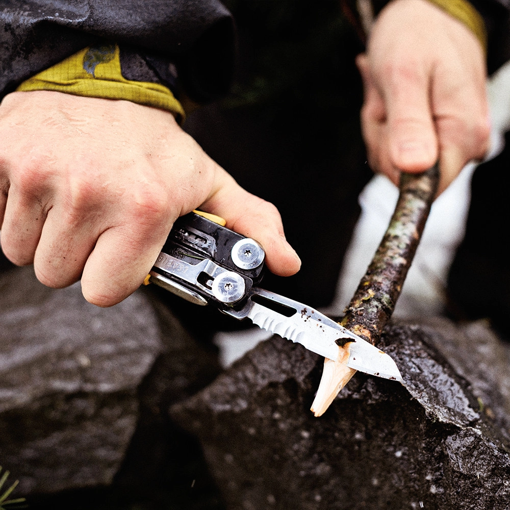 LEATHERMAN Signal Cobalt Fonksiyonlu Çakı