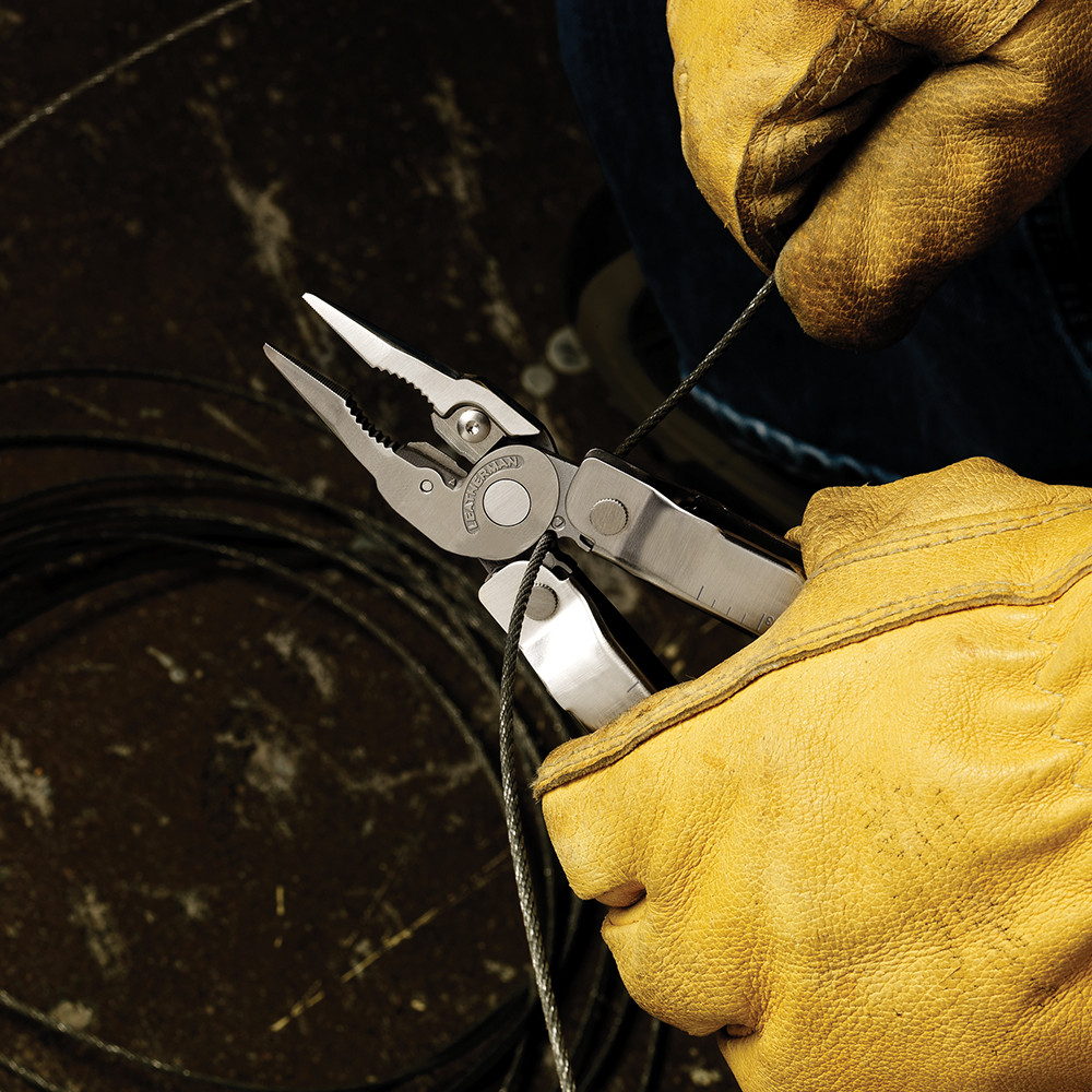 LEATHERMAN Rebar Black Fonksiyonlu Çakı