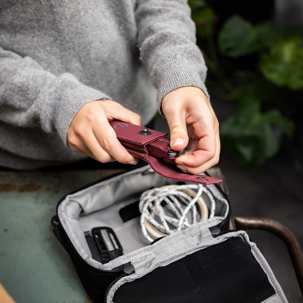 LEATHERMAN Rebar Heathered Cranbeny Fonksiyonlu Çakı