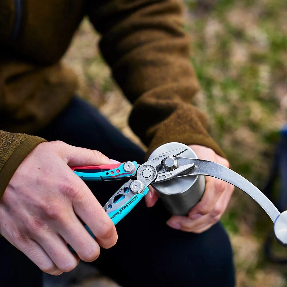 LEATHERMAN Skeletool CX Black & Silver Fonksiyonlu Çakı